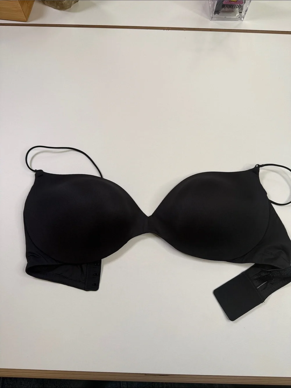 SKIMS Wireless Form Micro Strap Plunge Bra Onyx Black 32DD - Picture 3 of 4